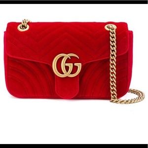 Gucci marmont velvet shoulder bag